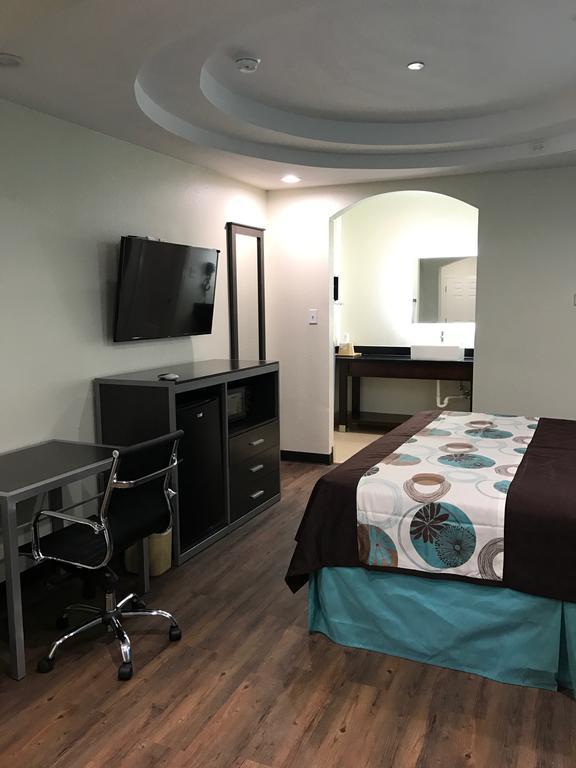 Americas Best Value Inn & Suites Spring / N. Houston Exteriör bild