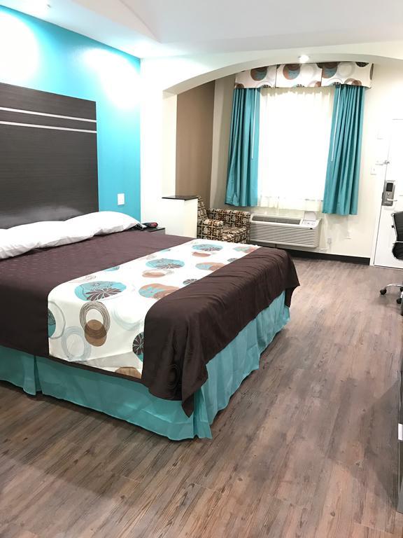 Americas Best Value Inn & Suites Spring / N. Houston Exteriör bild