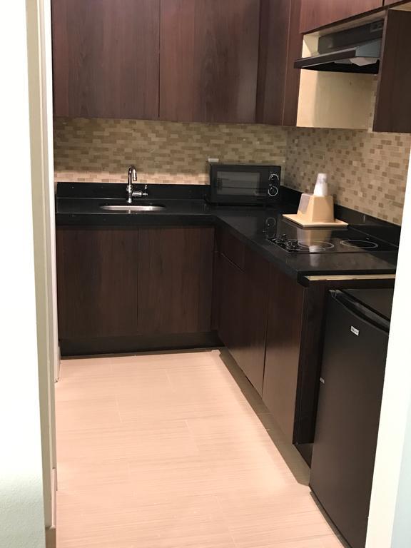Americas Best Value Inn & Suites Spring / N. Houston Exteriör bild