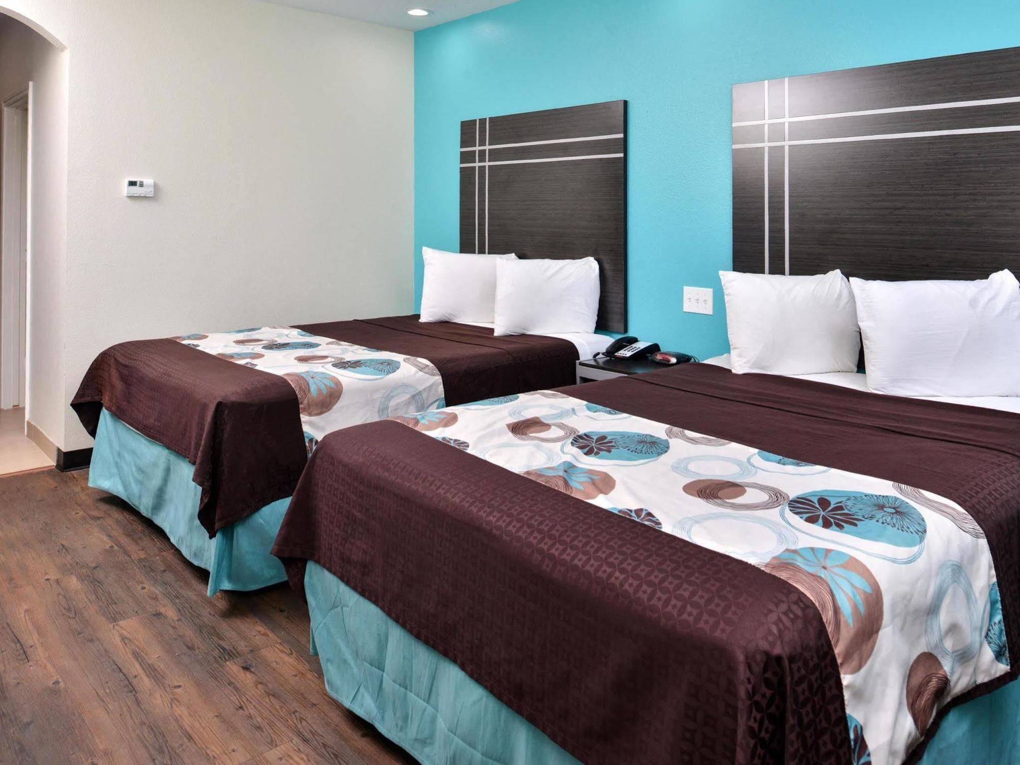 Americas Best Value Inn & Suites Spring / N. Houston Exteriör bild